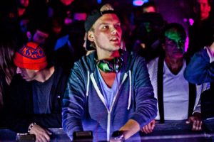 Avicii-debut Avicii debut "Stars" during his Tomorrowland Set